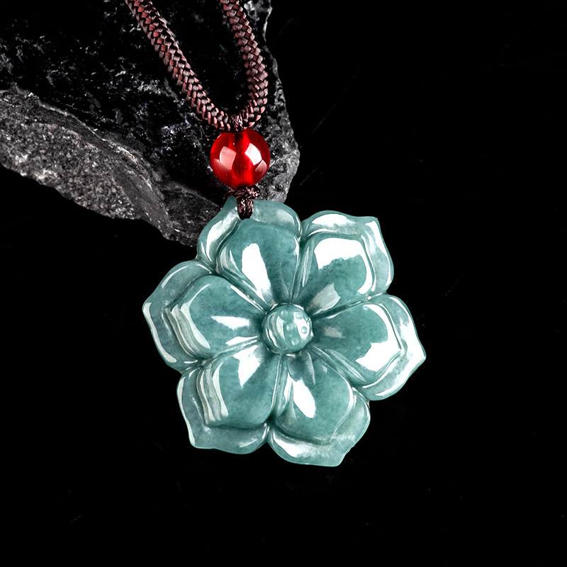 Usa Vintage Fashion - Burmesische Jadeit-Blumenanhänger-Halskette, Stein-Modeaccessoires, Talismane, Natürlicher Edelstein,