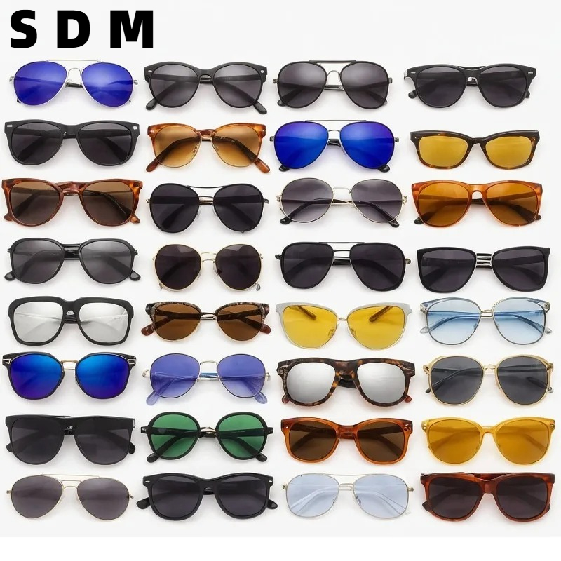 Vintage Fashion Reseller - Großhandel 40er-Pack Gemischte Modische Sonnenbrillen Sortierte