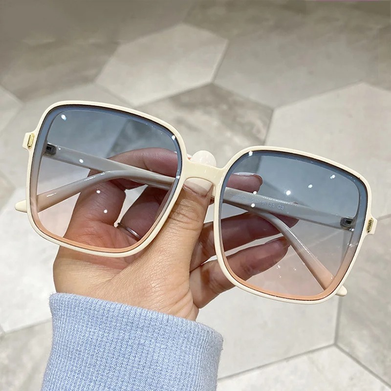 Vintage Übergroße Quadratische – Vintage Fashion Brands Bewertung und Preis