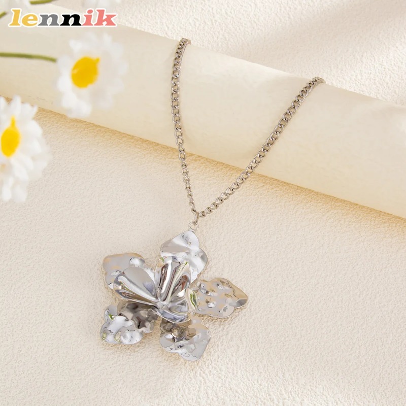 Vintage 3D-Blumen-Halsketten-S – Vintage Fashion Instagram Bewertung und Preis